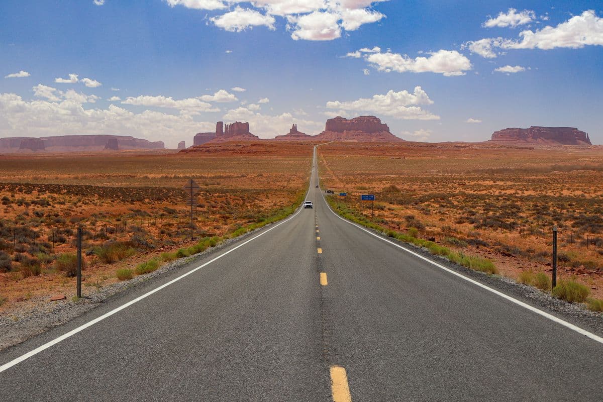 An open desert highway in Arizona